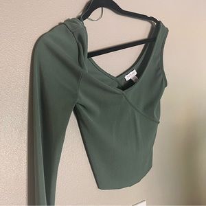 TOPSHOP ASYMMETRICAL CROP TOP